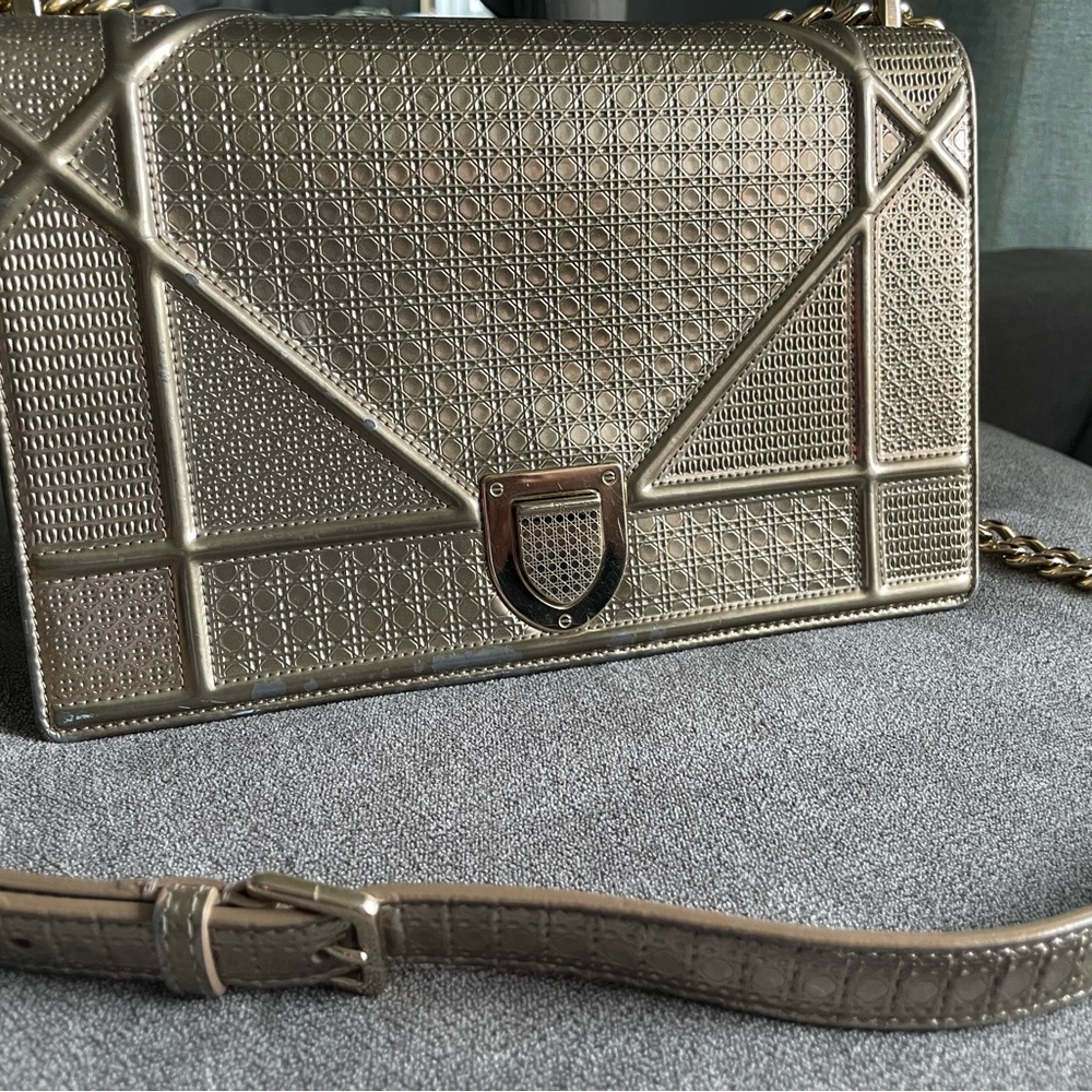Dior Médium Micro Cannage diorama gold